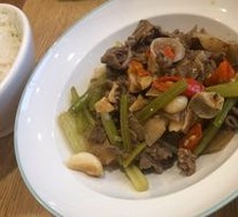 Homestyle Stir-Fried Pork