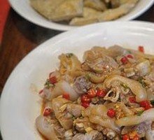 Cold-Mixed Pig Trotter