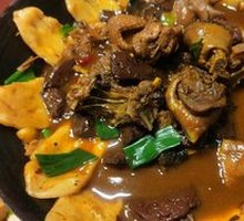 Braised Chicken with Corn Cake