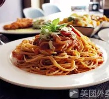 Tomato Bacon Spaghetti