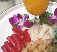 Crispy Intestine with Bouncy Bones