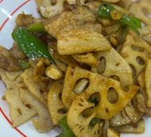 Stir-Fried Lotus Root Strips
