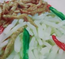 Bamboo Root Stir-Fried with Shredded Pork