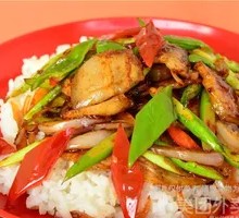 Spicy Pork Stir-fry Rice Bowl