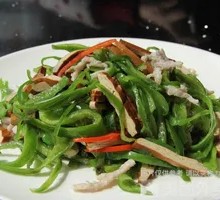 Green Pepper and Tofu Shreds with Pork Rice Bowl