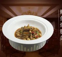 Braised Abalone with Pig's Intestine Strips