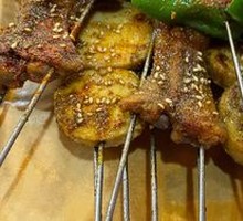 Grilled Chicken Feet Skewers