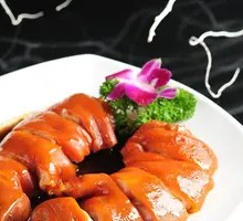 Signature Braised Pig Trotter