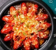 Golden Garlic Lobster with Side Vegetables