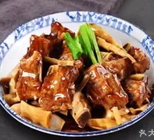 Braised Pork Ribs with Dried Bamboo Shoots