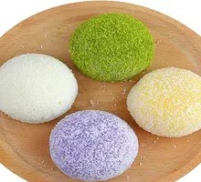 Three-color Mochi