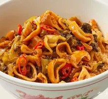 Sour Cabbage and Pork Intestine Rice Bowl