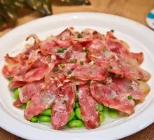 Steamed Sausage with Soybeans and Corn