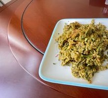 Fragrant Chinese Toon Stir-Fried with Eggs