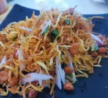 Stir-Fried Bean Sprouts with Three Threads