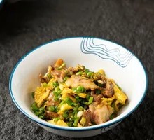 Braised Pork Rib with Fried Egg