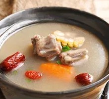 Five-fingered Peach Root and Pork Rib Soup