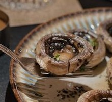 Black Truffle and Vanilla Pan-Seared Button Mushrooms