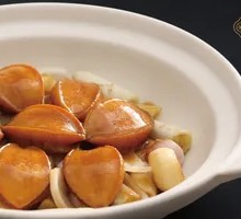 Powerful Aromatic Three Green Onions Steamed Abalone