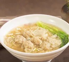 Beef Brisket and Fresh Shrimp Bamboo Noodle Soup