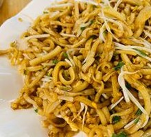 Shredded Pork and Egg Fried Rice Noodles