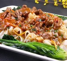 Stir-Fried Beef Rice Noodles