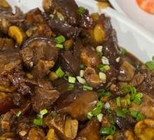 Braised Beef Tail with Chestnuts