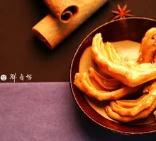 Spicy Braised Duck Feet