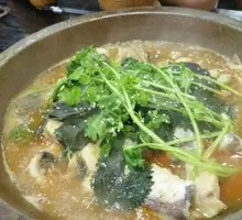 Stone Pot Fish with Big Head Carp