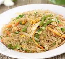 Stir-Fried Rice Noodles with Three Threads