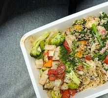 Spinach Quinoa Chicken Breast