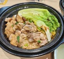 Braised Pork Rib and Chicken Clay Pot Rice