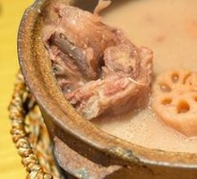 Braised Pork Bone with Lotus Root Soup