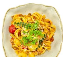 Bolognese Meat Sauce with Farfalle Pasta