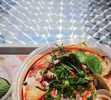 Seafood Tom Yum Goong