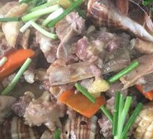 Braised Chicken with Abalone and Conch