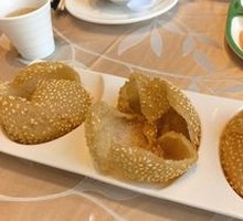 Hollow Fried Dumpling