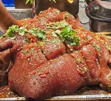 鸿运牛头