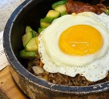 Traditional Stone Pot Bibimbap
