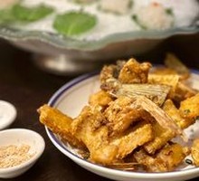 Crispy Pepper Salt Fish Bones