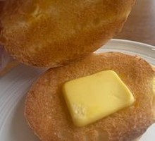 Fried Egg Pineapple Bun