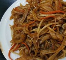 Stir-fried Rice Noodles with Vegetables