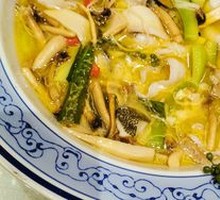 Sour Cabbage Thick Fish Soup