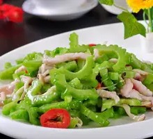 Bitter Melon with Shredded Pork