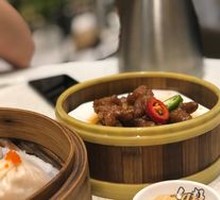 Steamed Chicken Feet with Golden Herb