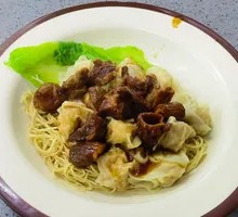 Beef Shank and Pork Dumpling Noodle Soup
