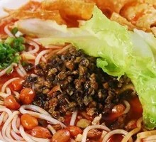 Stir-fried Snail Meat with Snail Noodles