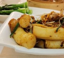 XO Sauce Stir-fried Rice Noodle Rolls