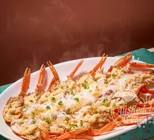 Steamed Blue Lobster with Garlic