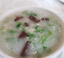 Lettuce and Pig Blood Rice Porridge